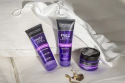 Wunder-Reparatur Shampoo 9 Wunder-Reparatur Shampoo -NIVEA Shop MAM 8041774 SHOP IMAGE 1.4